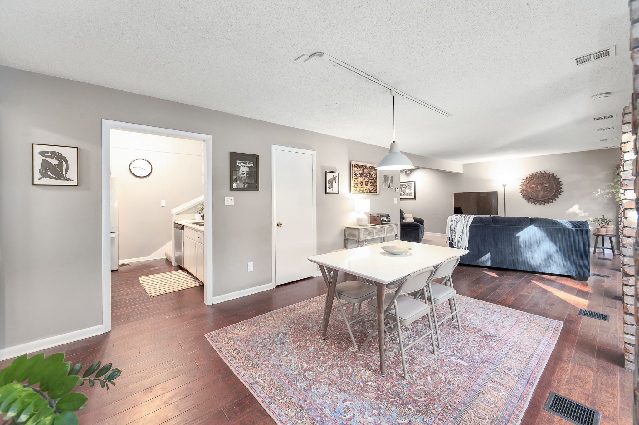 66 Northshore Dr