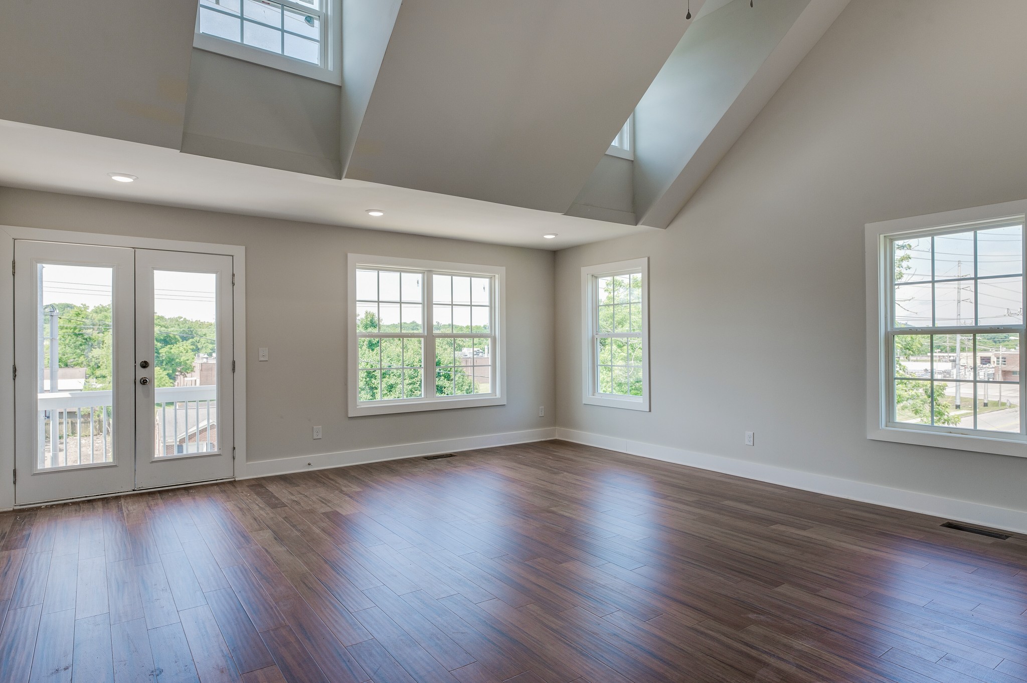 6204 Morrow Rd Unit: B