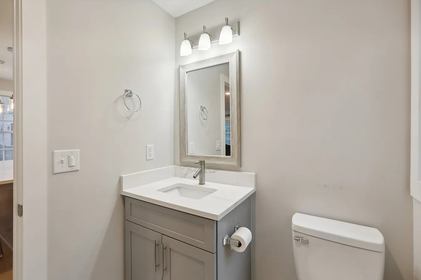 6206 Morrow Rd Unit: B
