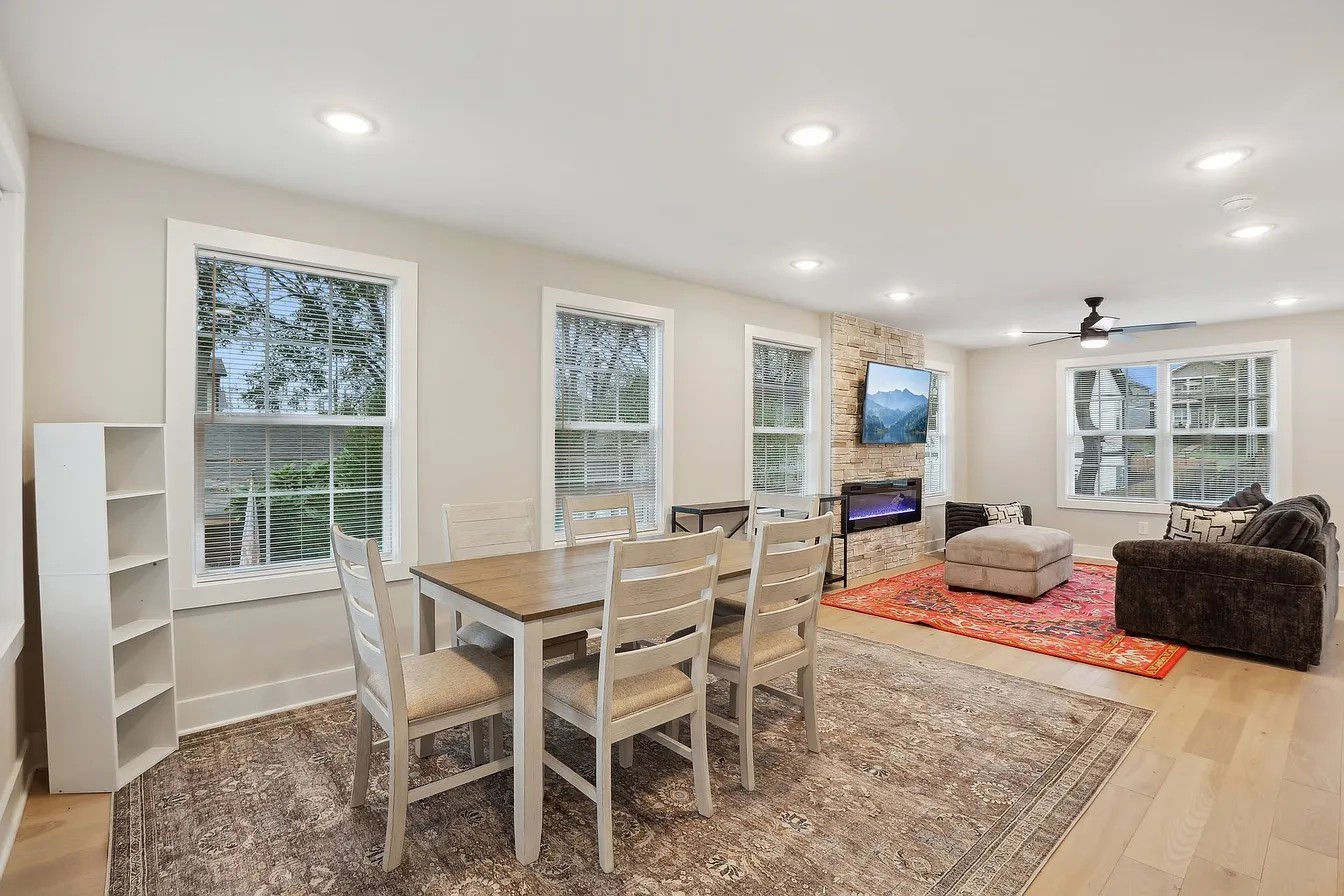 6206 Morrow Rd Unit: B