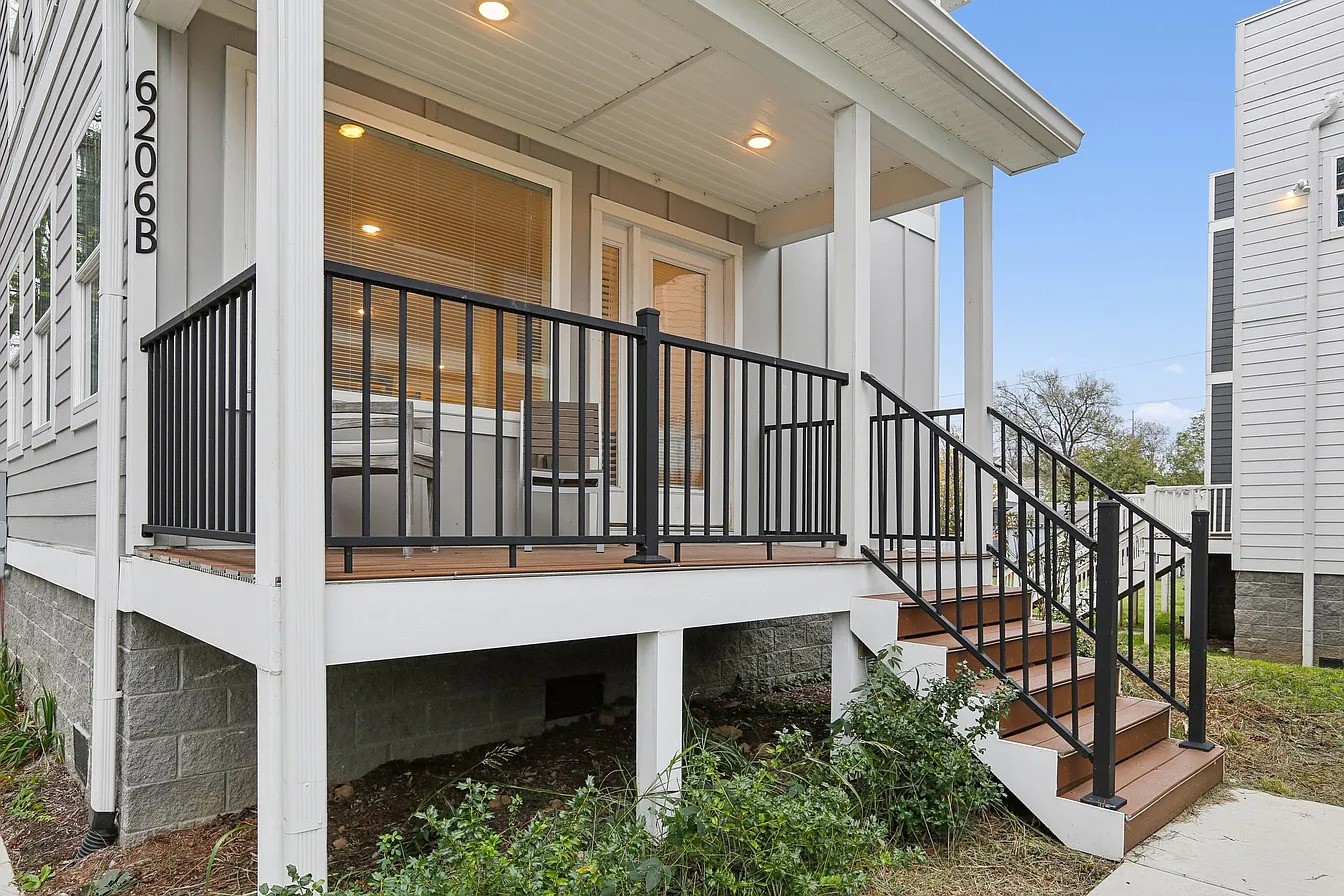 6206 Morrow Rd Unit: B