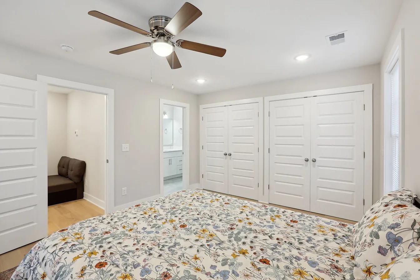 6206 Morrow Rd Unit: B