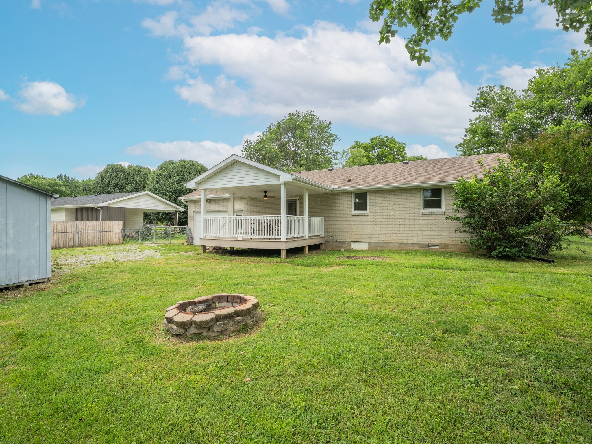 309 Peggy Dr