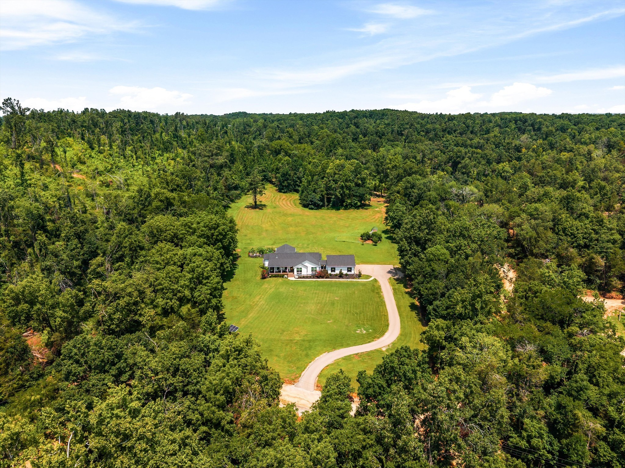 900 Ed Renfroe Cir