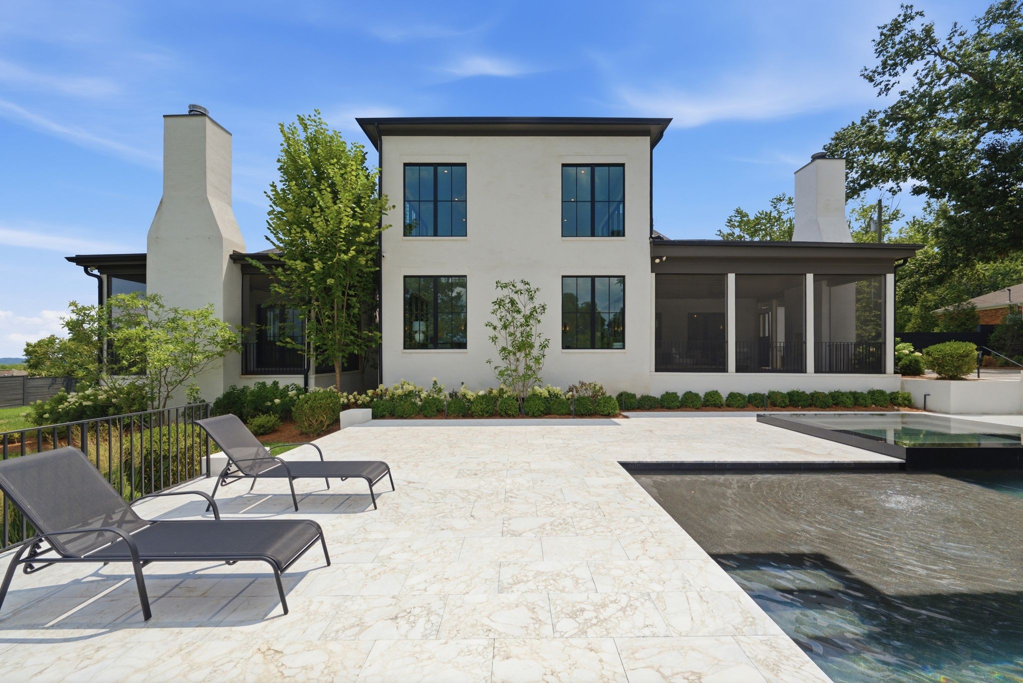 818 Brentview Dr