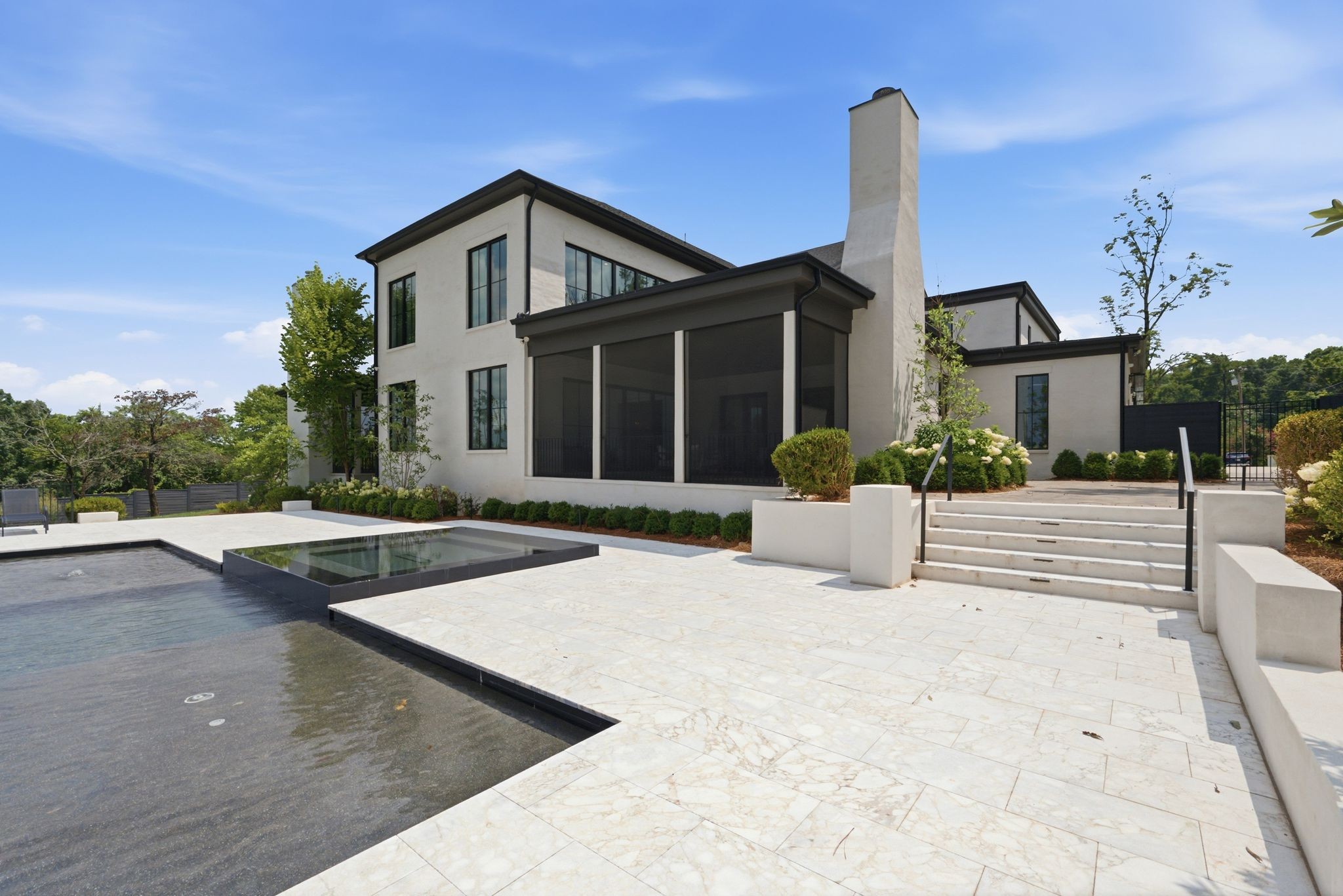 818 Brentview Dr