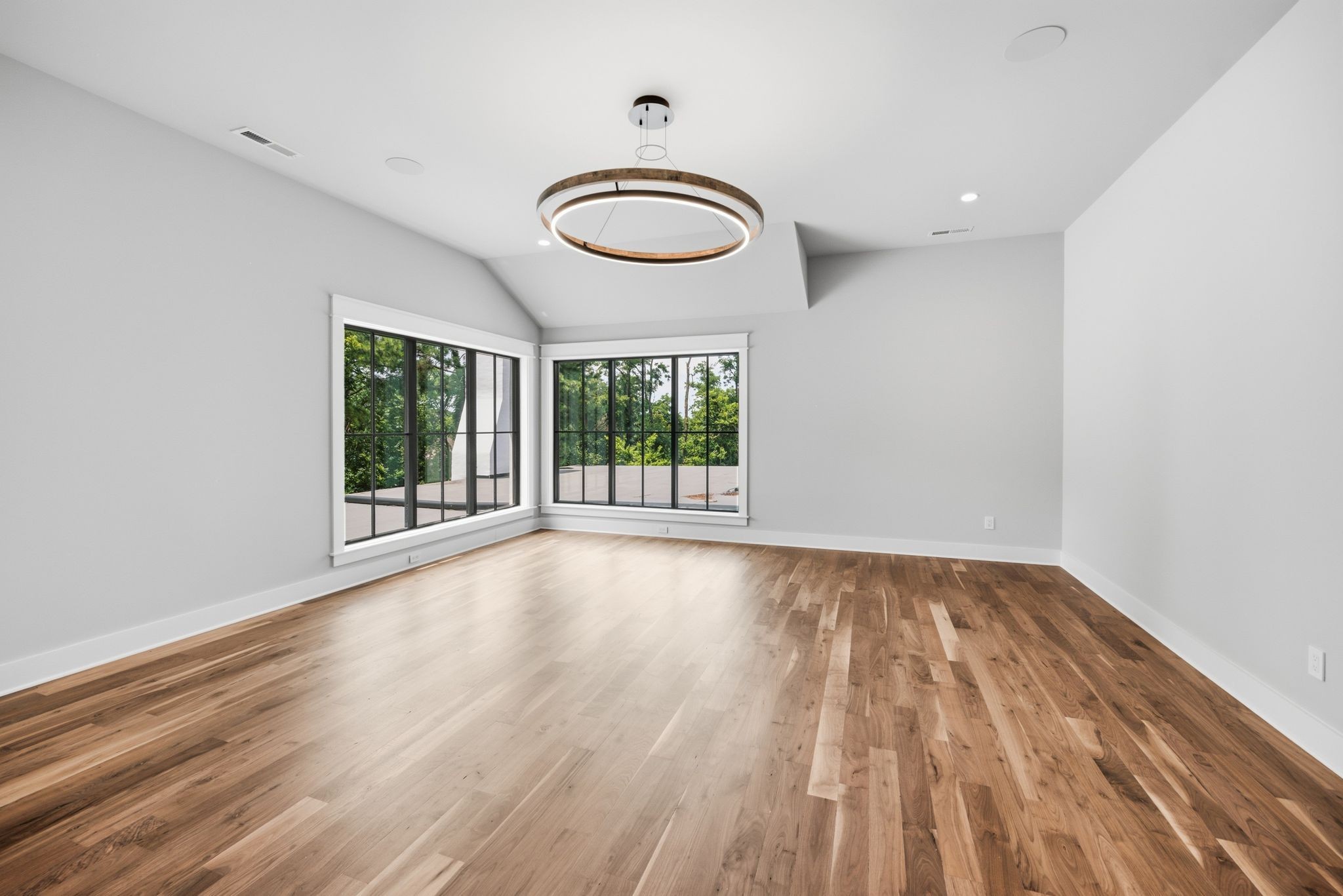 818 Brentview Dr
