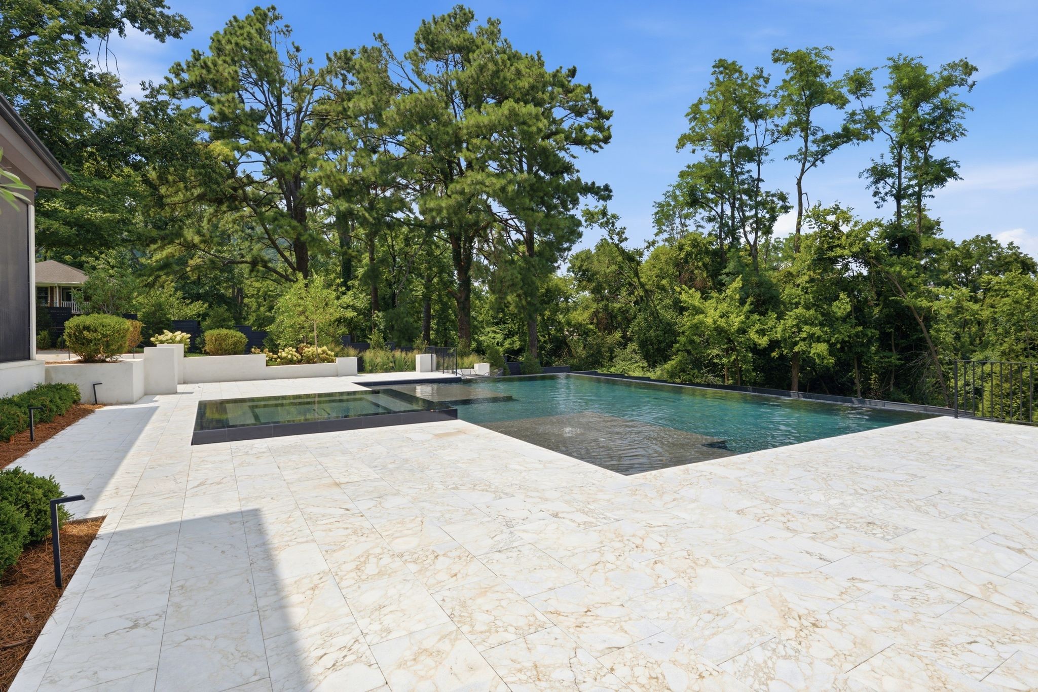 818 Brentview Dr