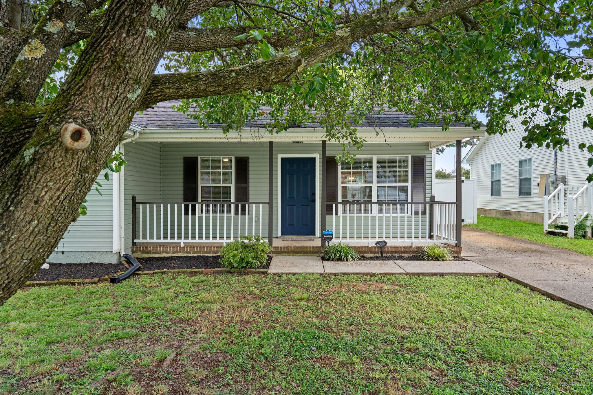 305 Cedar Park Cir