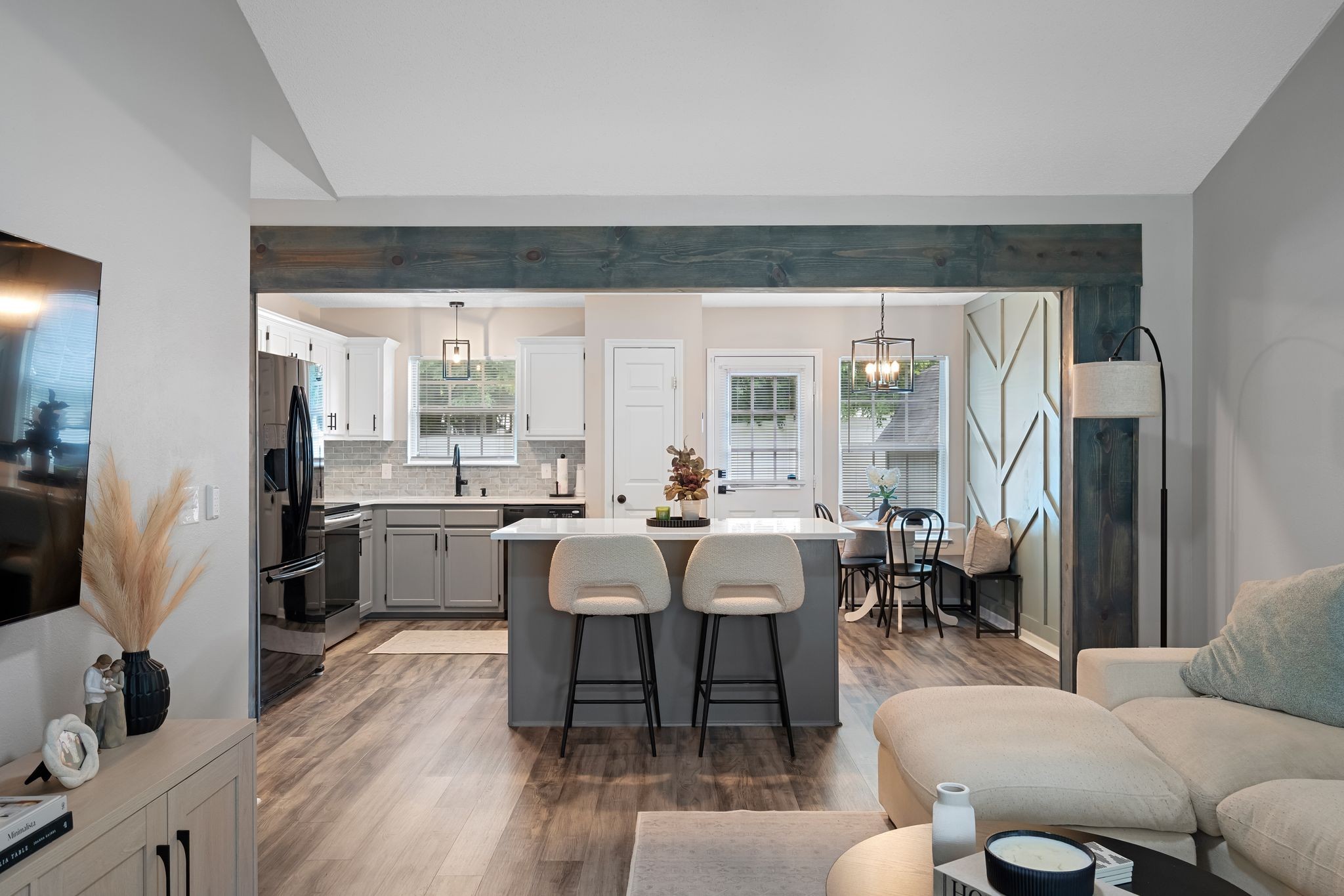 305 Cedar Park Cir