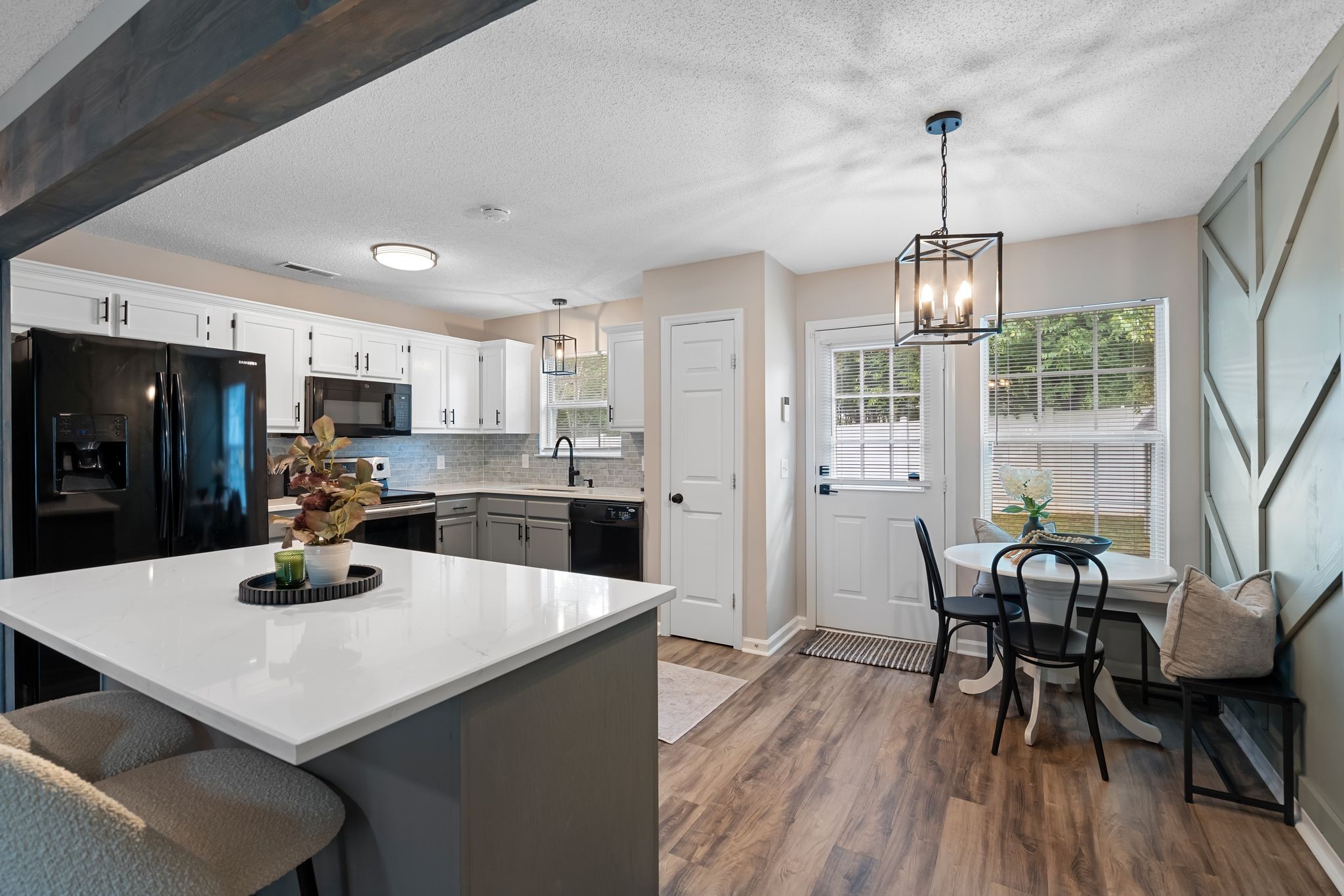 305 Cedar Park Cir