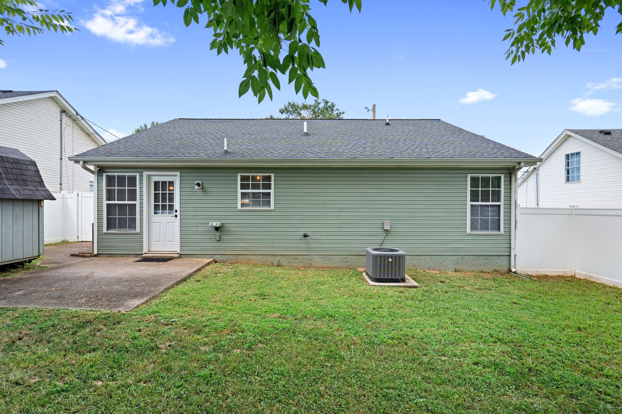 305 Cedar Park Cir