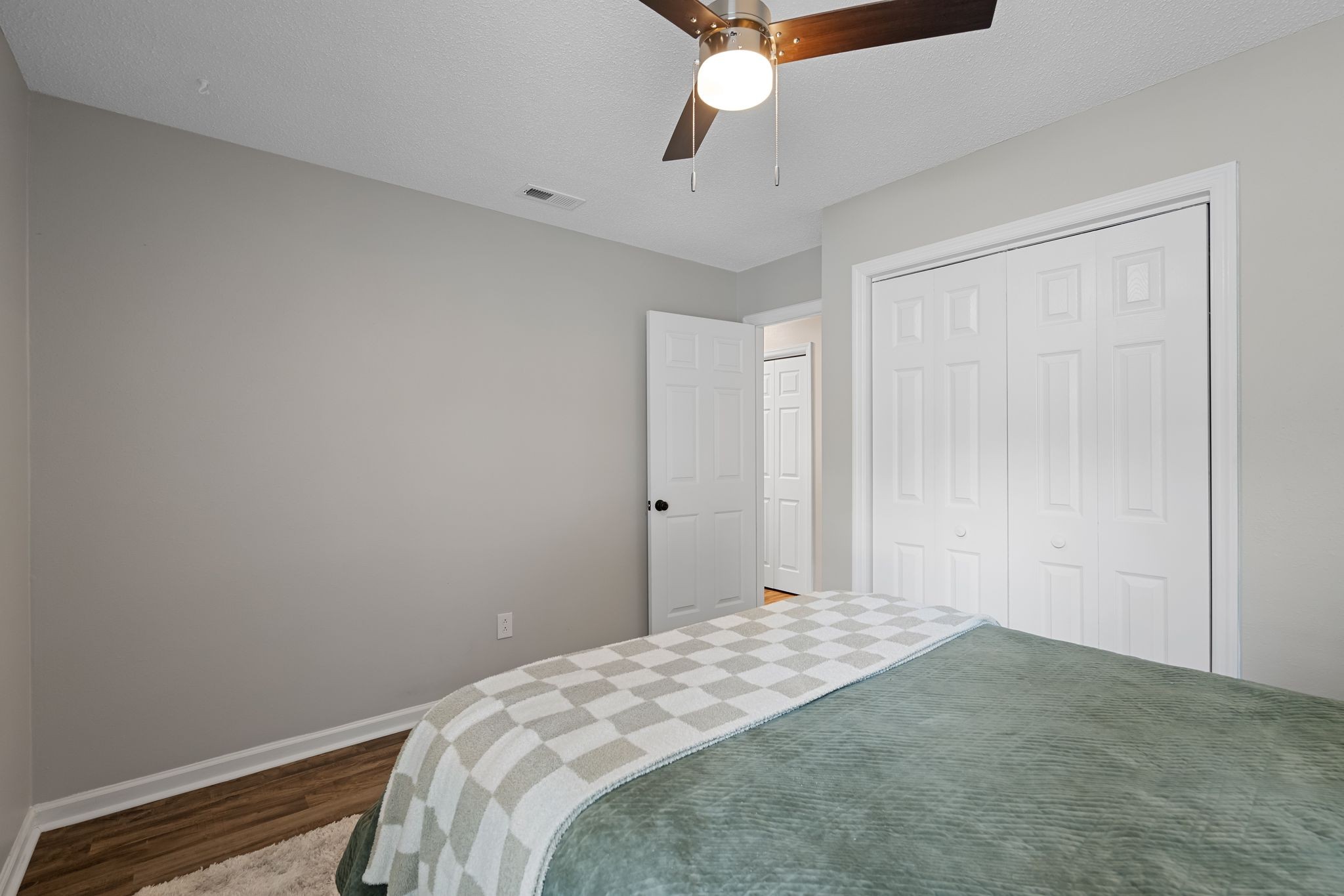 305 Cedar Park Cir