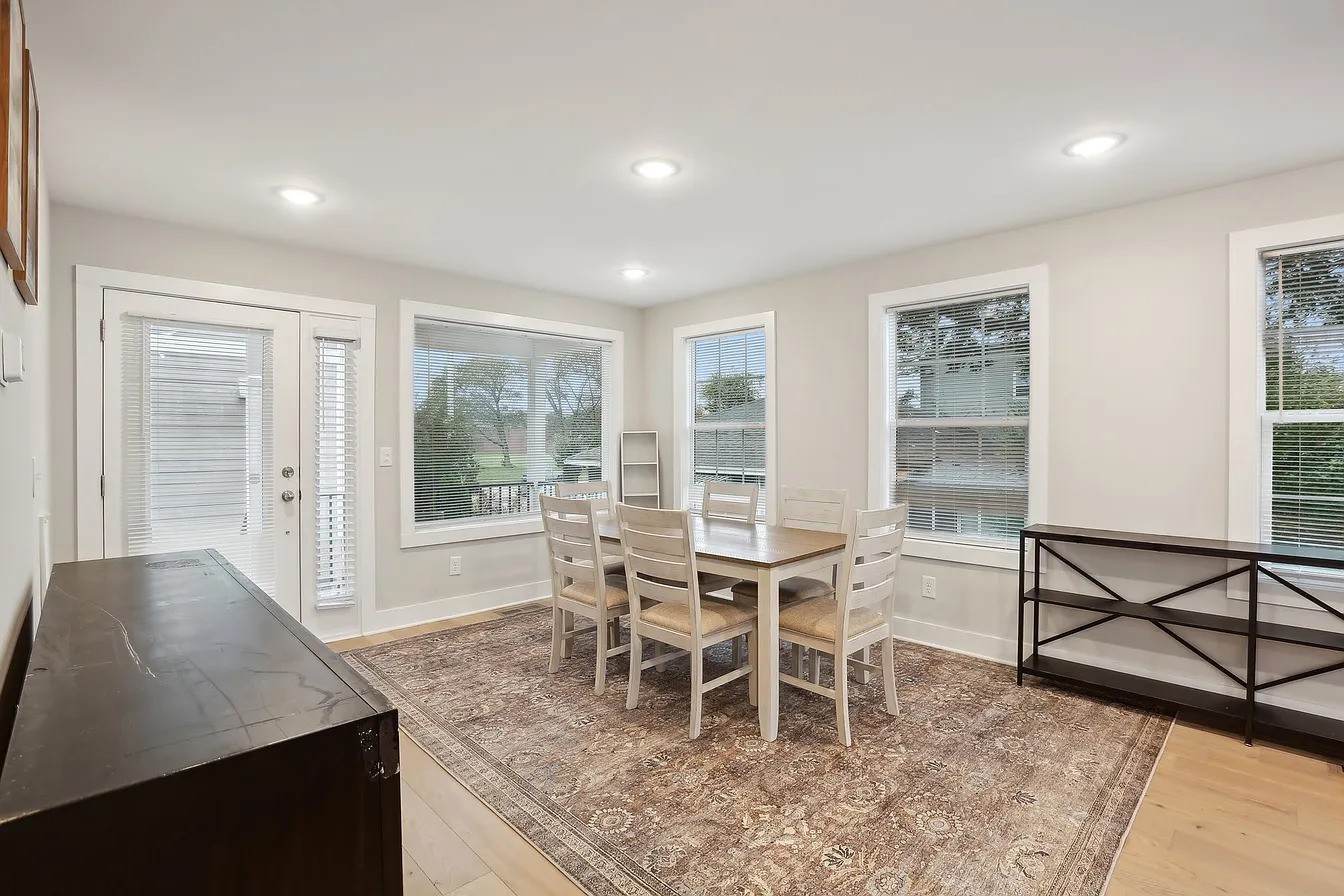 6206 Morrow Rd Unit: B