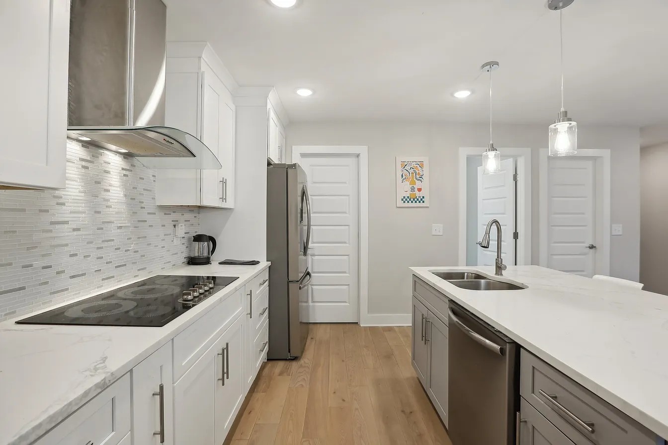 6206 Morrow Rd Unit: B
