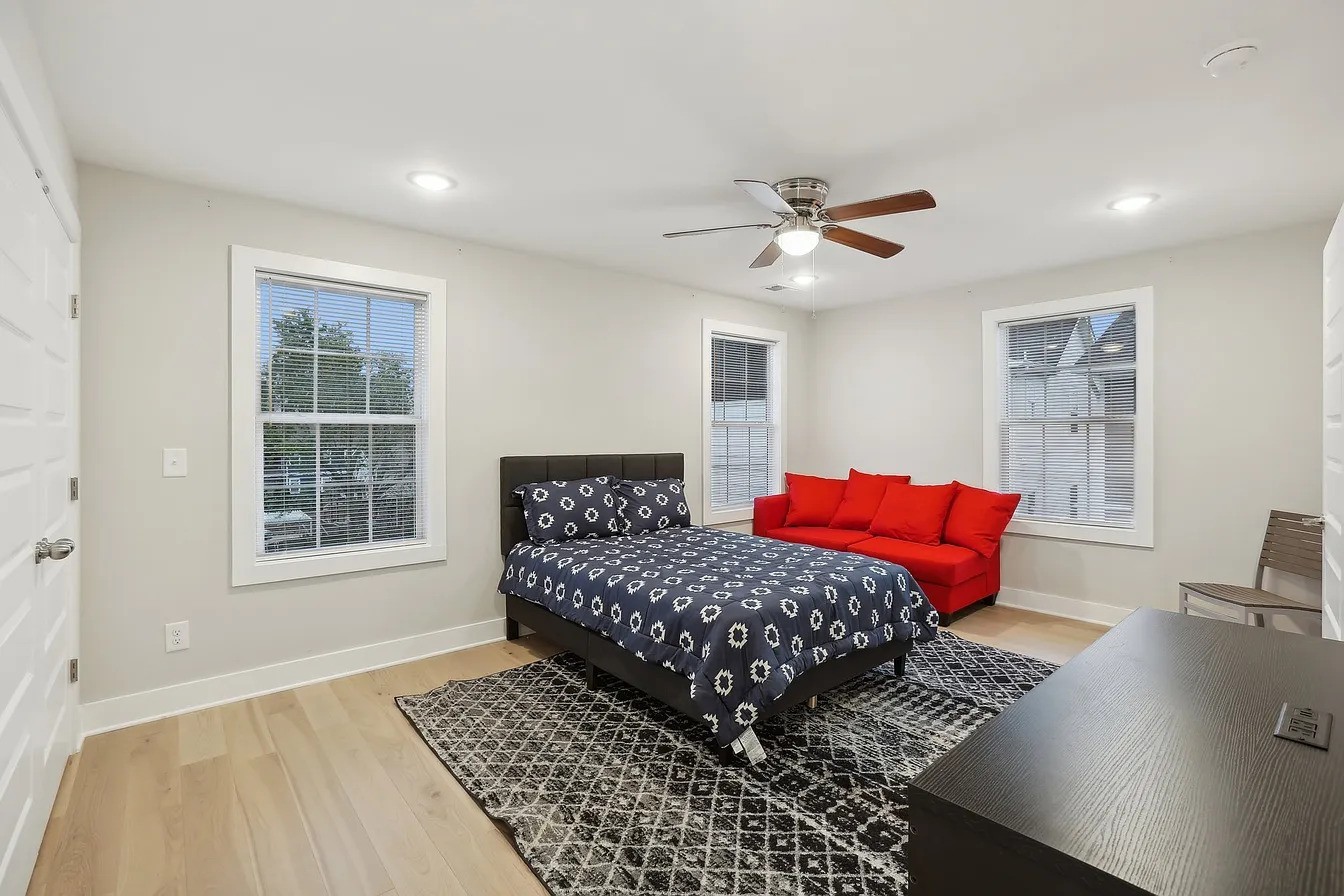6206 Morrow Rd Unit: B