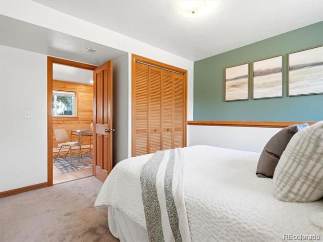 18954 W 61st Place