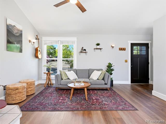 18954 W 61st Place