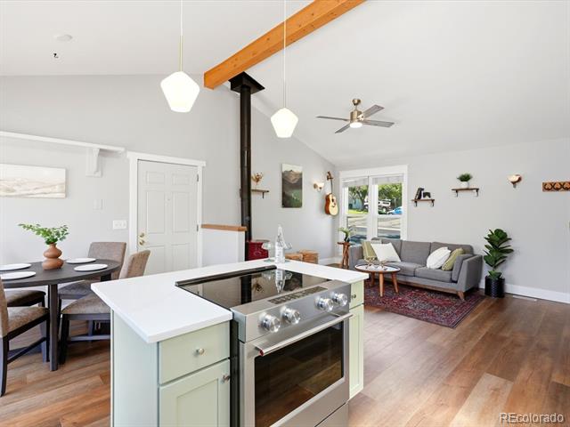 18954 W 61st Place