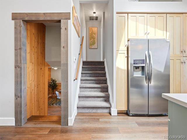 18954 W 61st Place