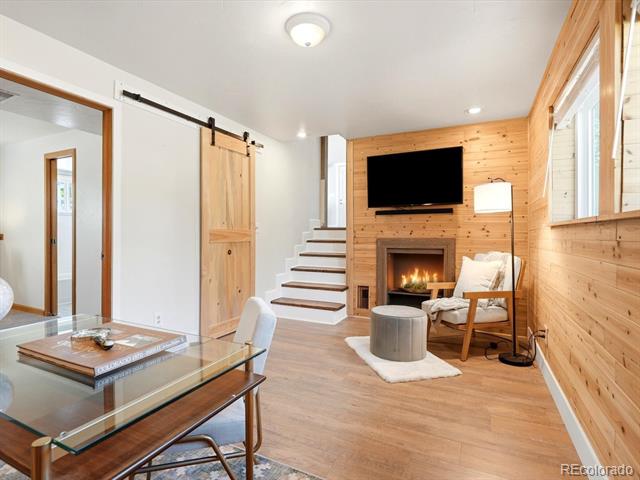 18954 W 61st Place