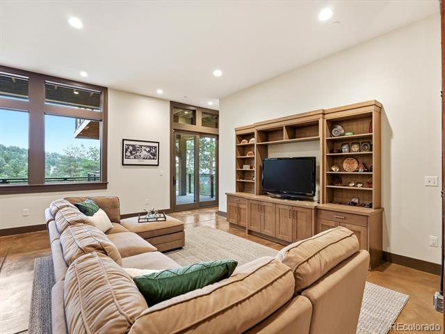 980 Twisted Pine Road