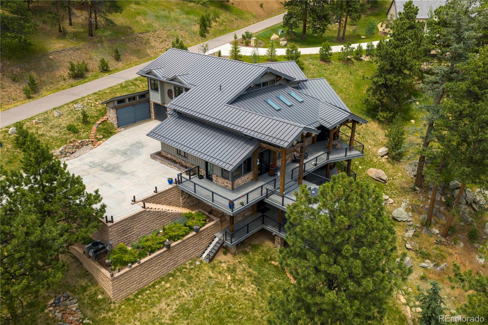 980 Twisted Pine Road