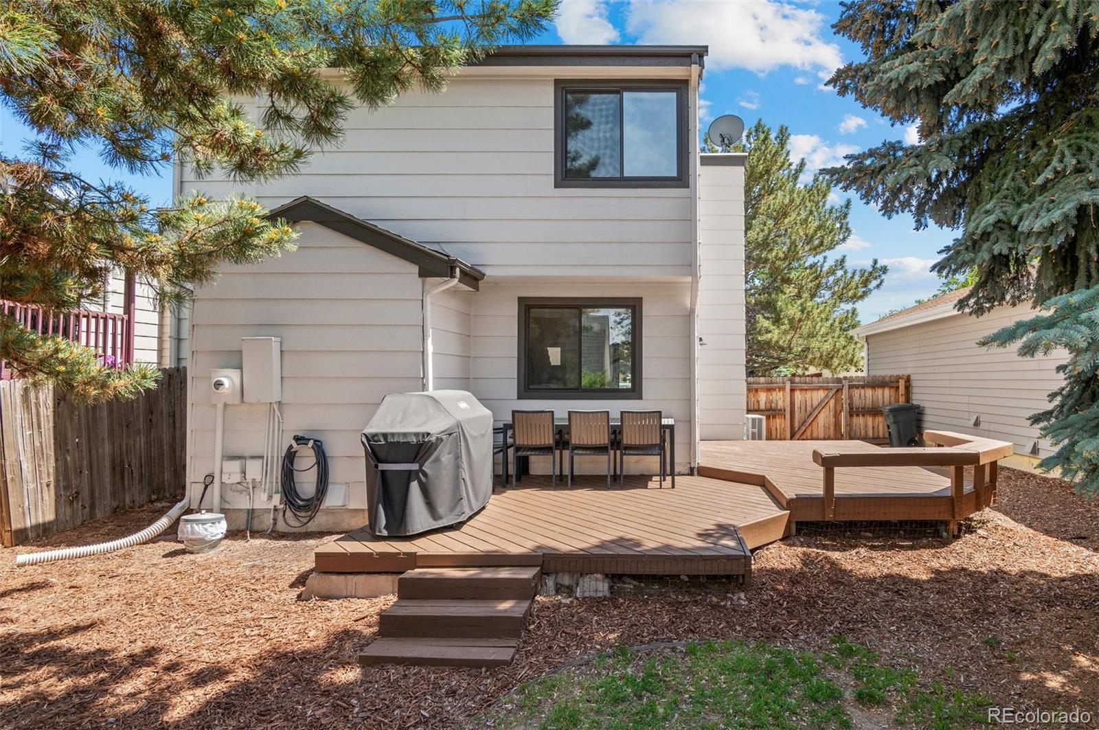 7633 Gray Way