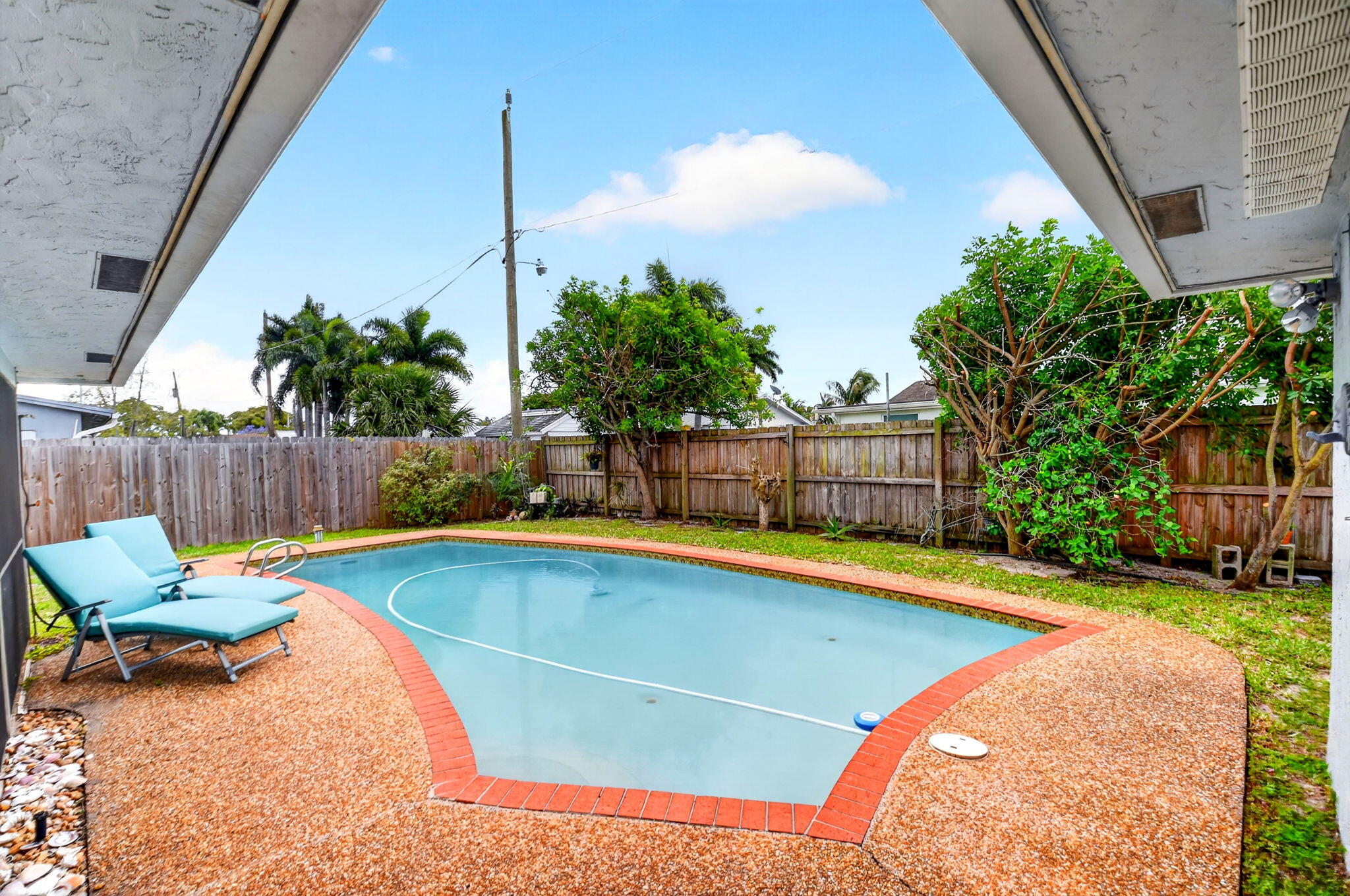 3120 Seagrape Road