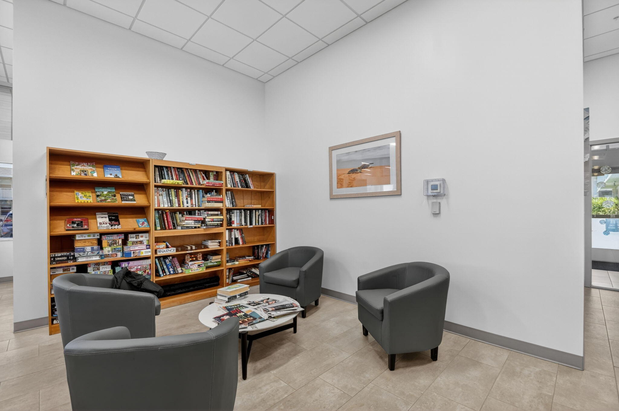 370 Horizon Street E