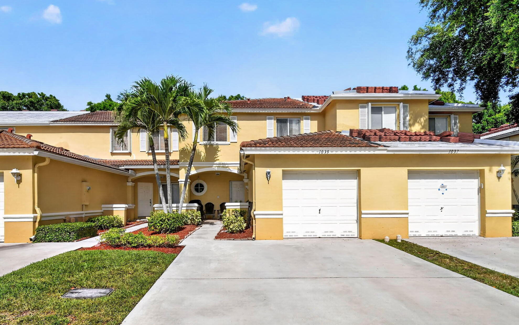 1039 Arezzo Circle