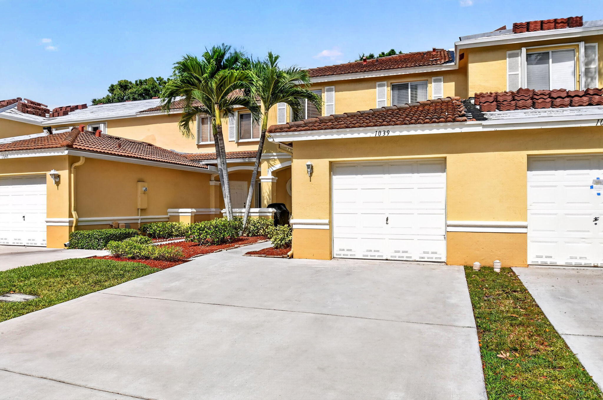 1039 Arezzo Circle