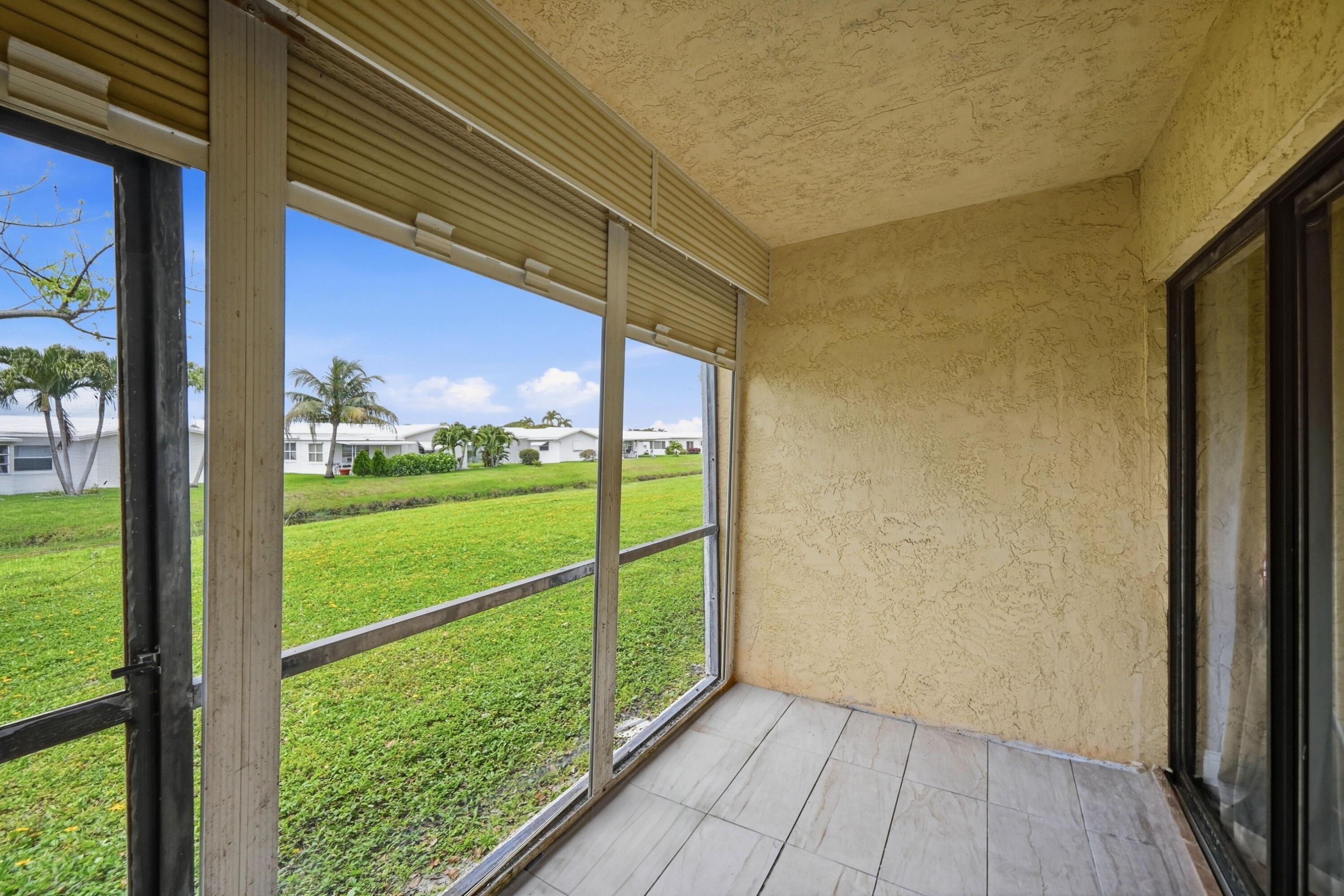 2181 Woolbright Road N106