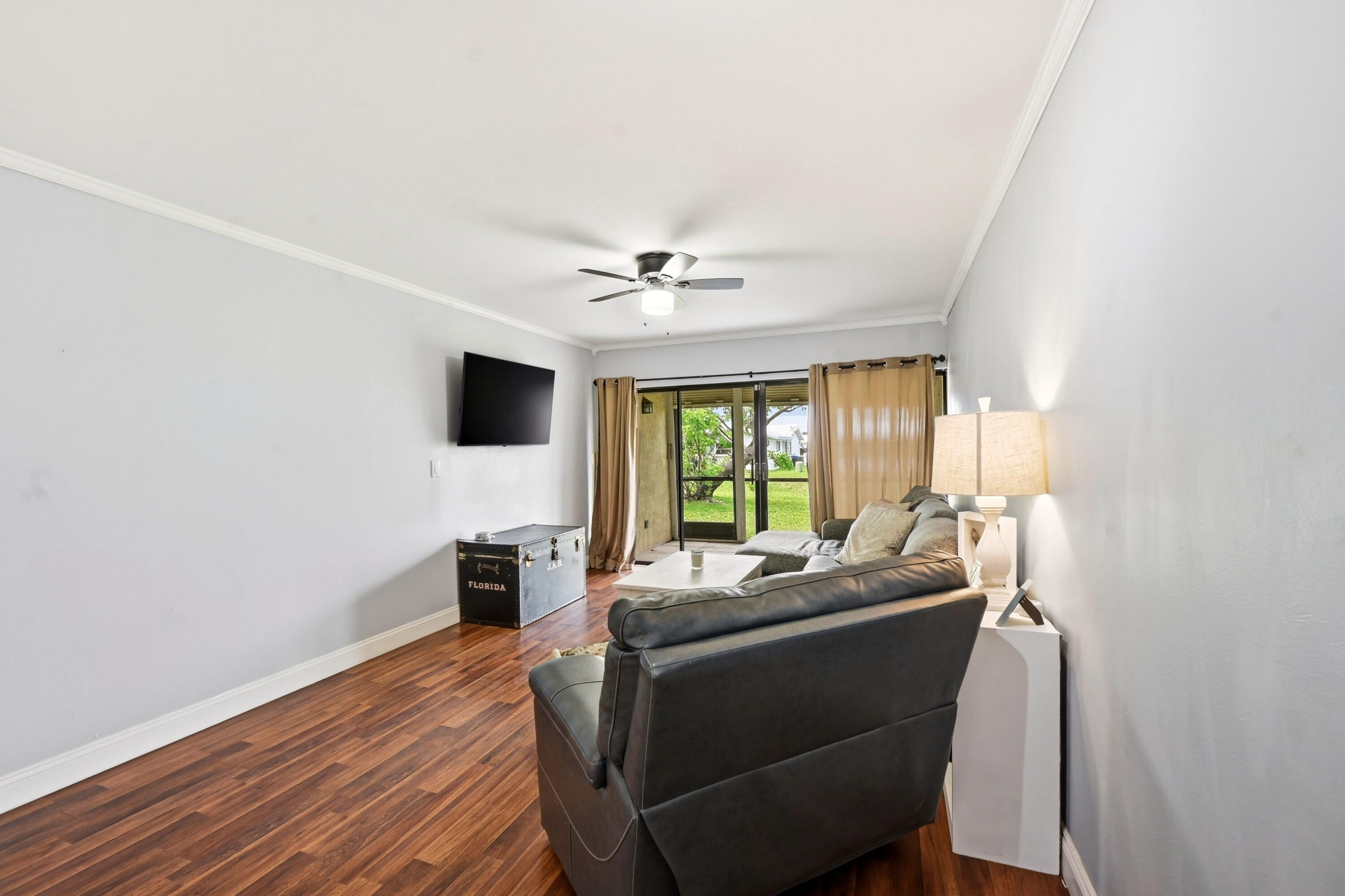 2181 Woolbright Road N106