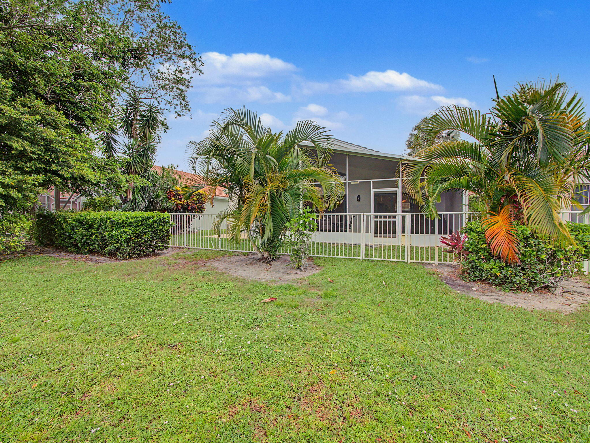 6244 Grand Cypress Circle
