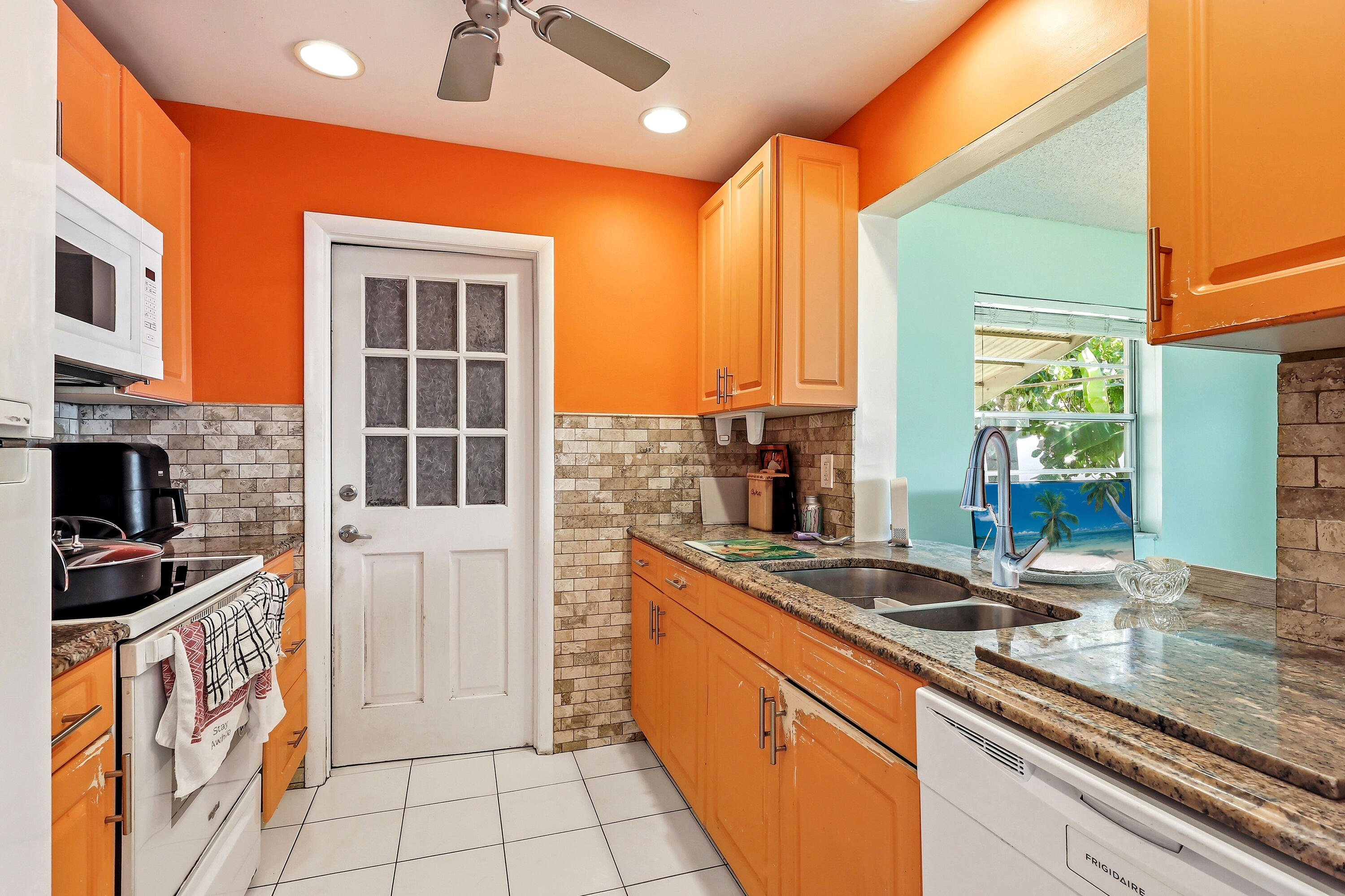 712 SW 18th Street