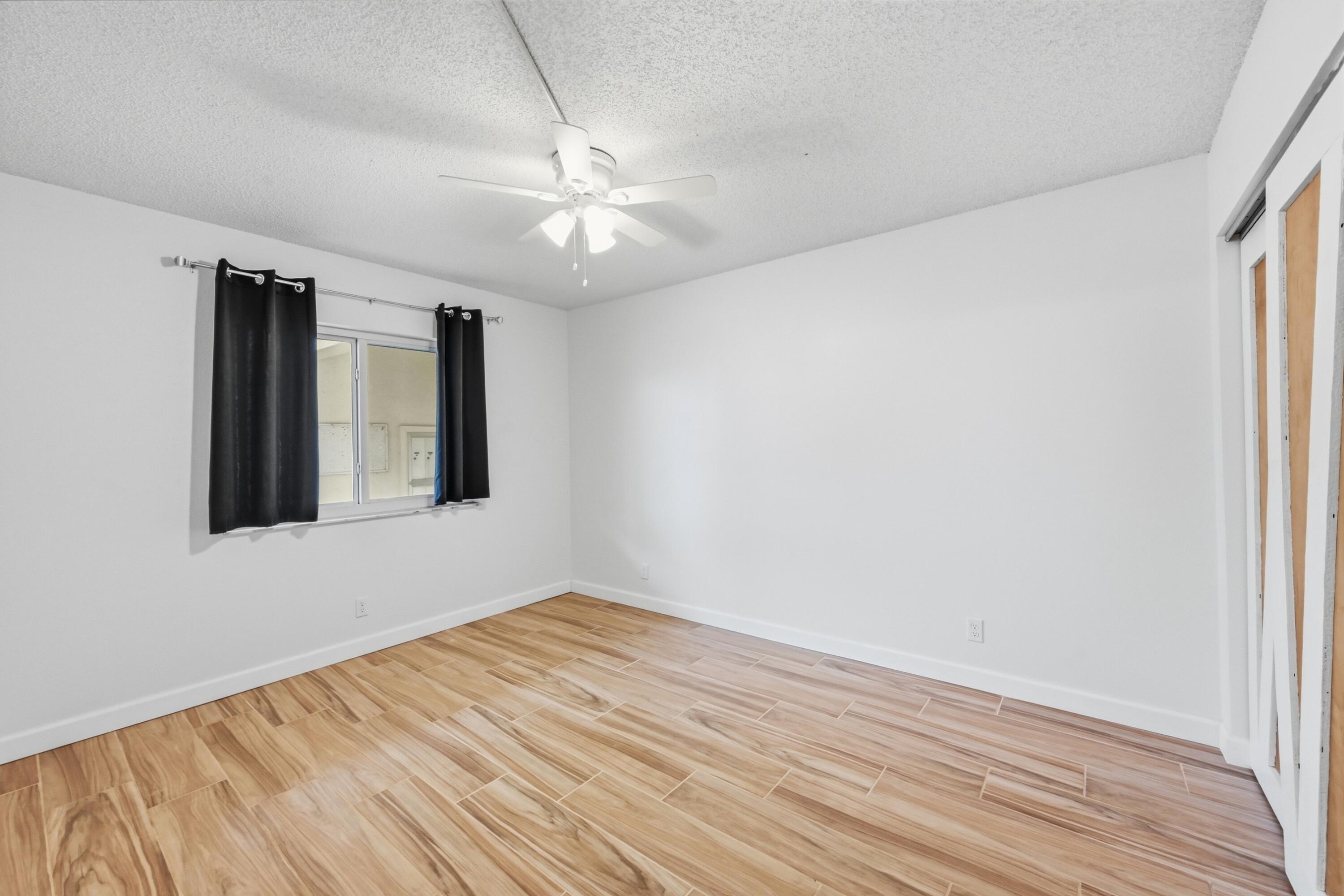 2805 CASITA Way 112
