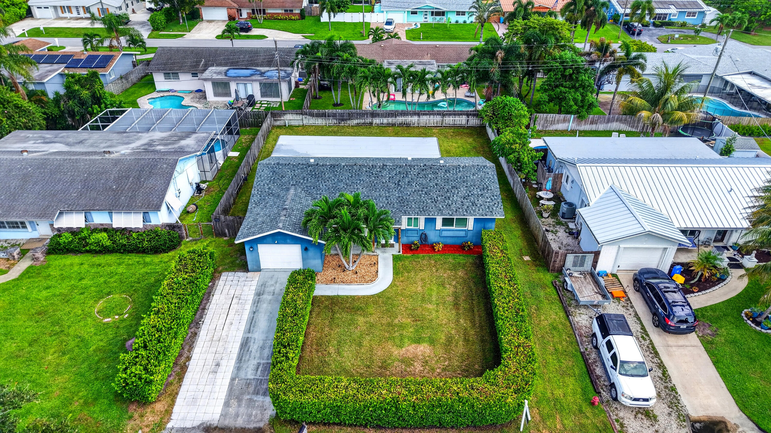 1023 SW 25TH Place