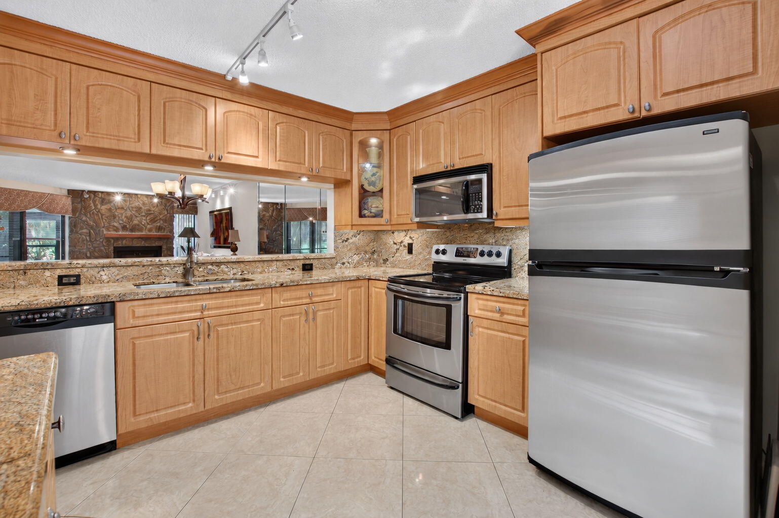 16769 OAK HILL Trail 713