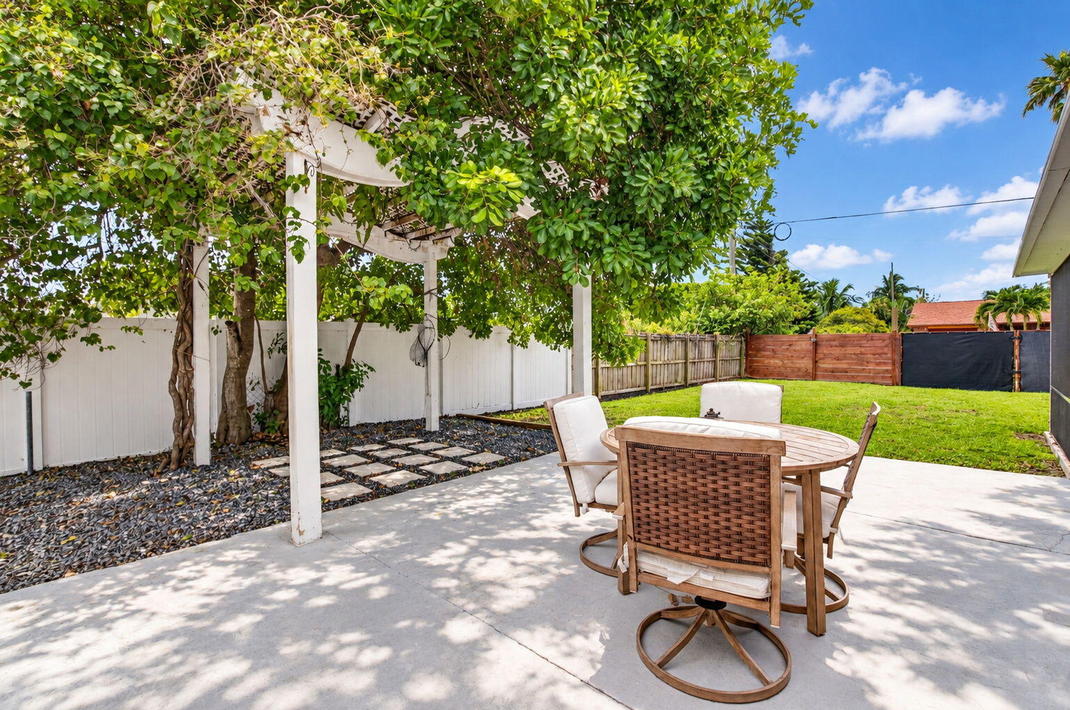 3120 MARINER Way