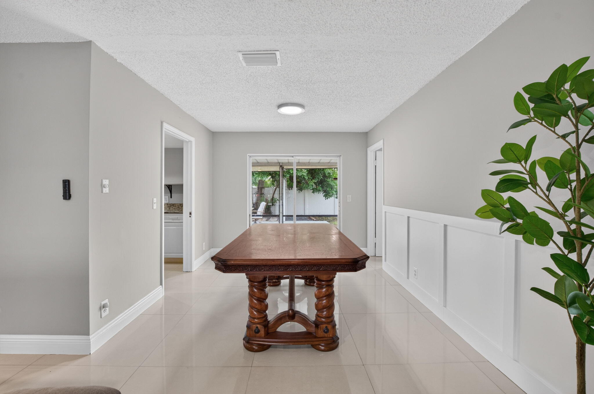 3120 MARINER Way