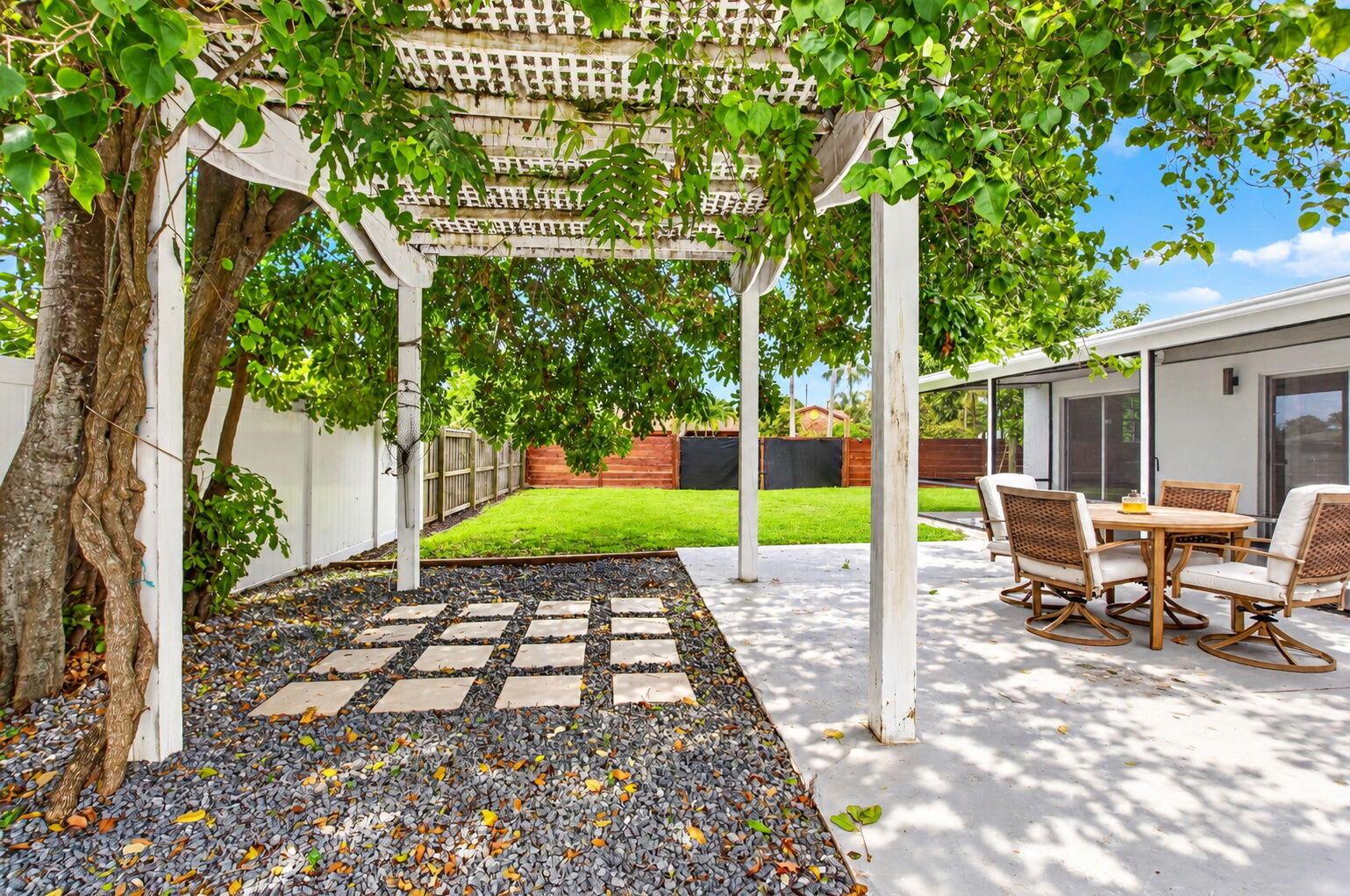3120 MARINER Way