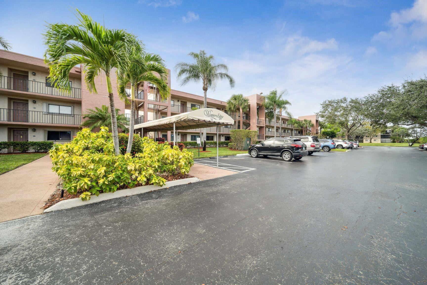 15461 Pembridge Dr 213