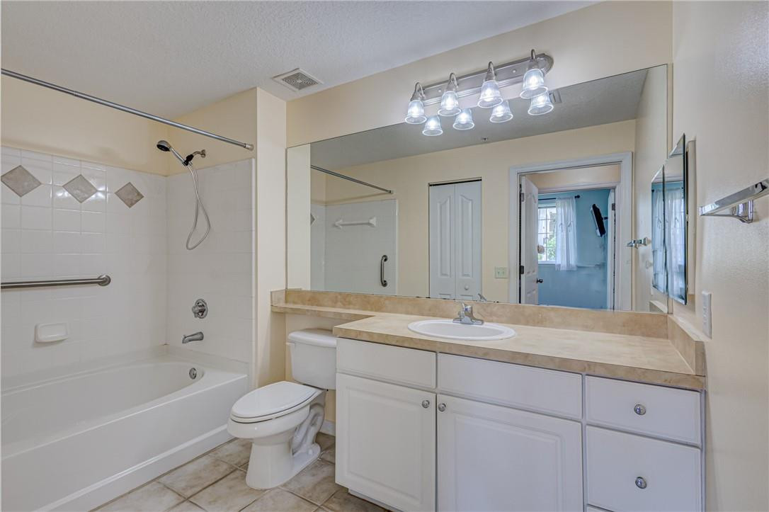 9833 Baywinds Dr 7102