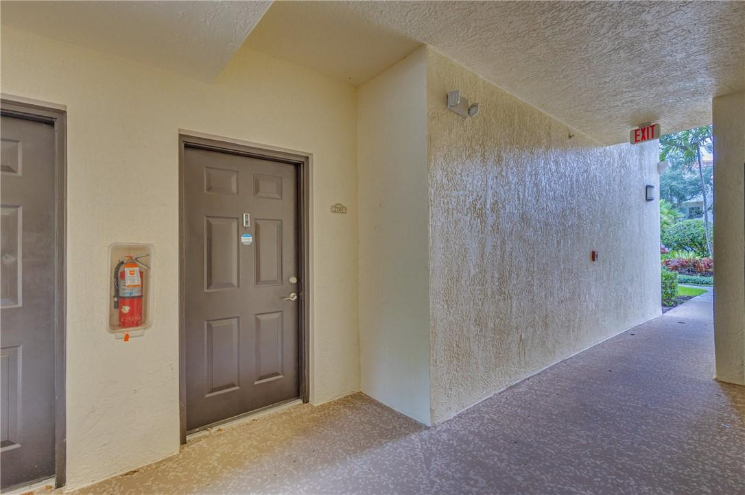 9833 Baywinds Dr 7102
