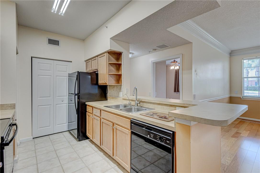 9833 Baywinds Dr 7102