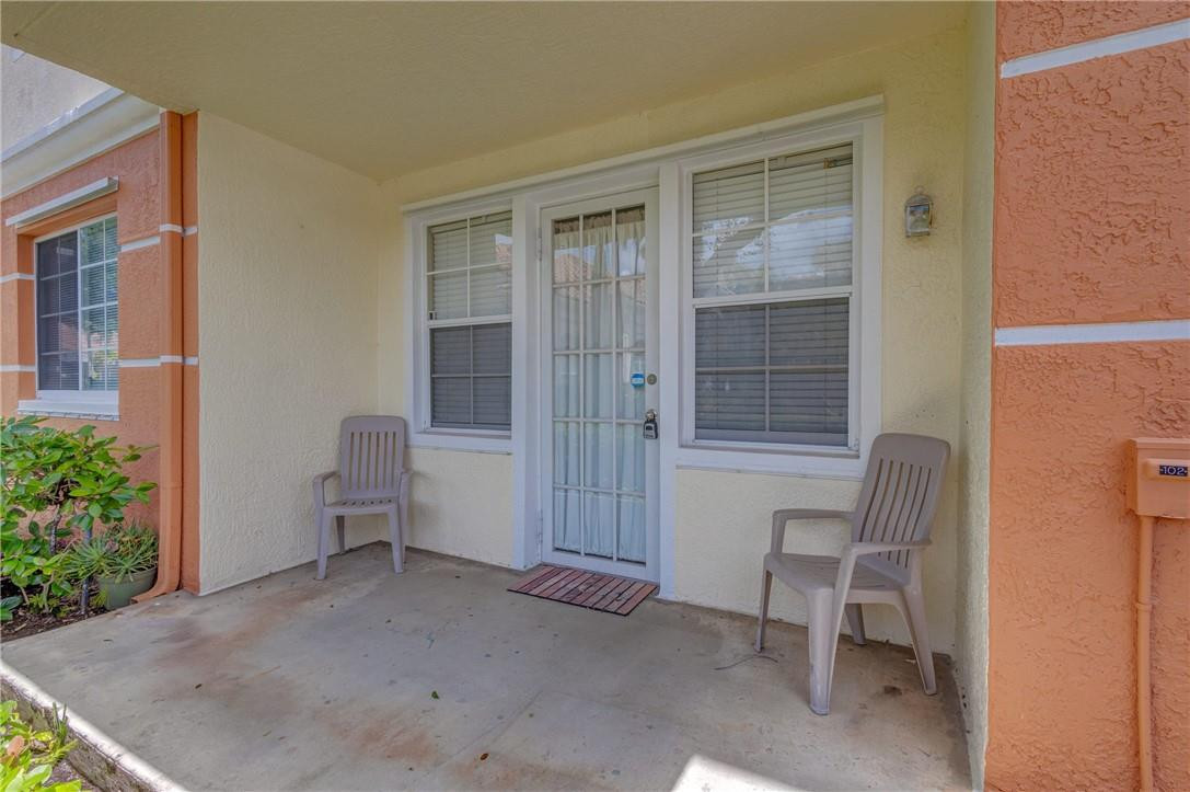 9833 Baywinds Dr 7102