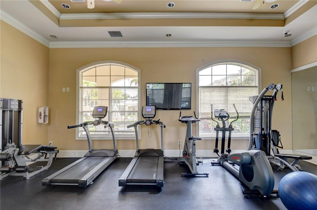 9833 Baywinds Dr 7102