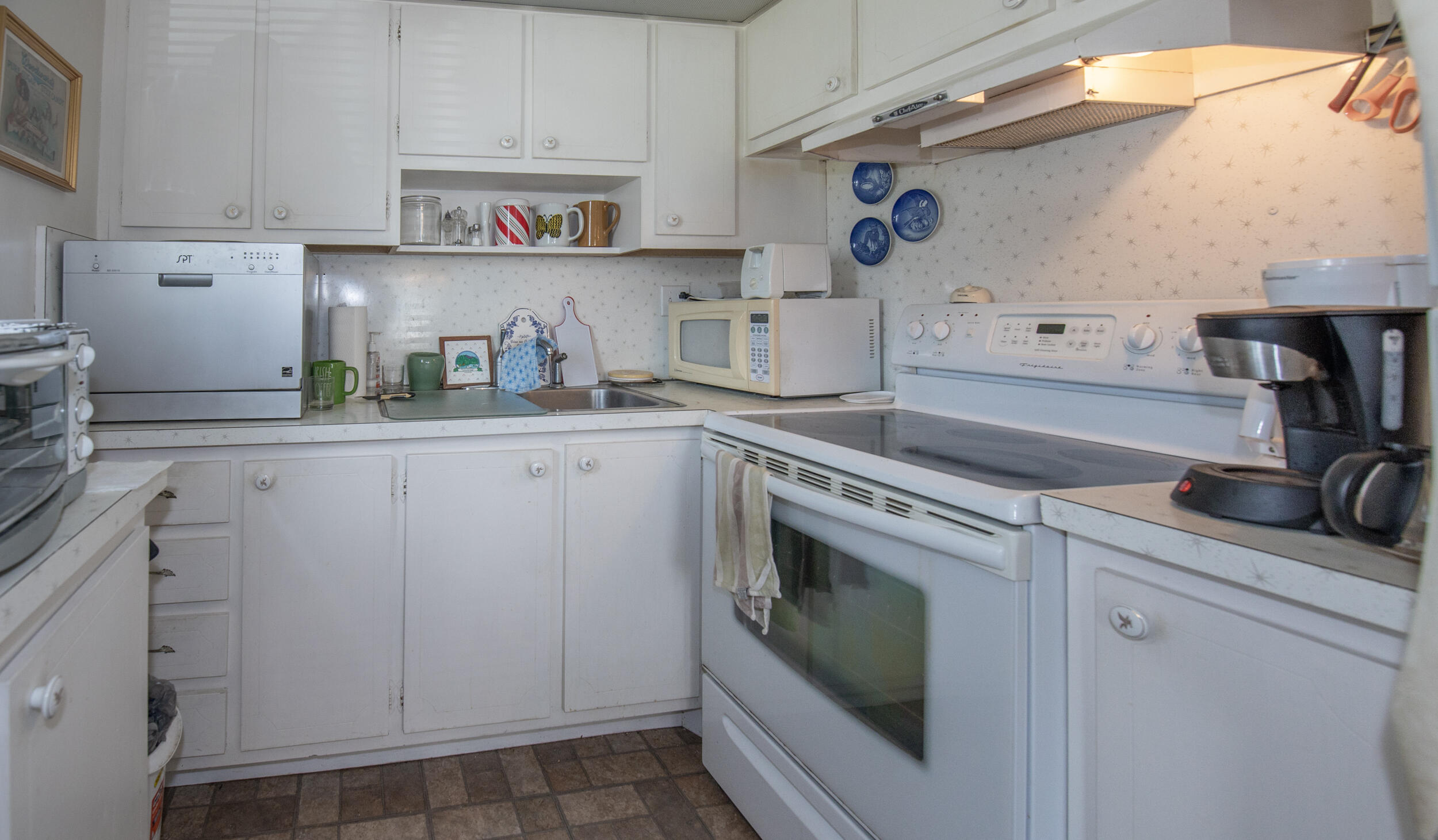 2286 Lake Osborne Drive 1