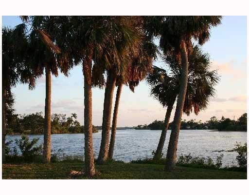 2286 Lake Osborne Drive 1